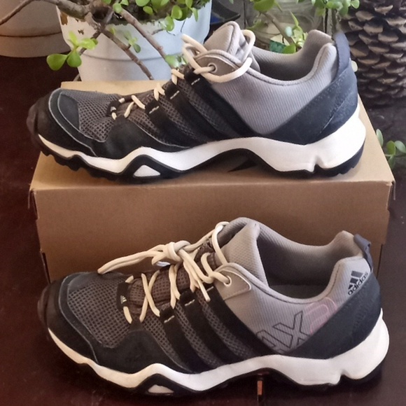 Adidas AX2 Trail Runners Hiking Black Tan Grey Athletic Sneakers Deadstock 8.5 - Picture 2 of 7